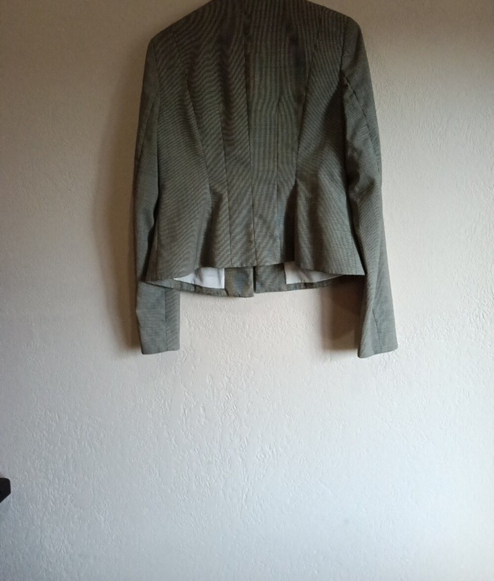 Boss Jacket - Picture 3 of 6